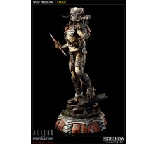 Alien vs Predator Requiem Wolf Predator Statue 51cm